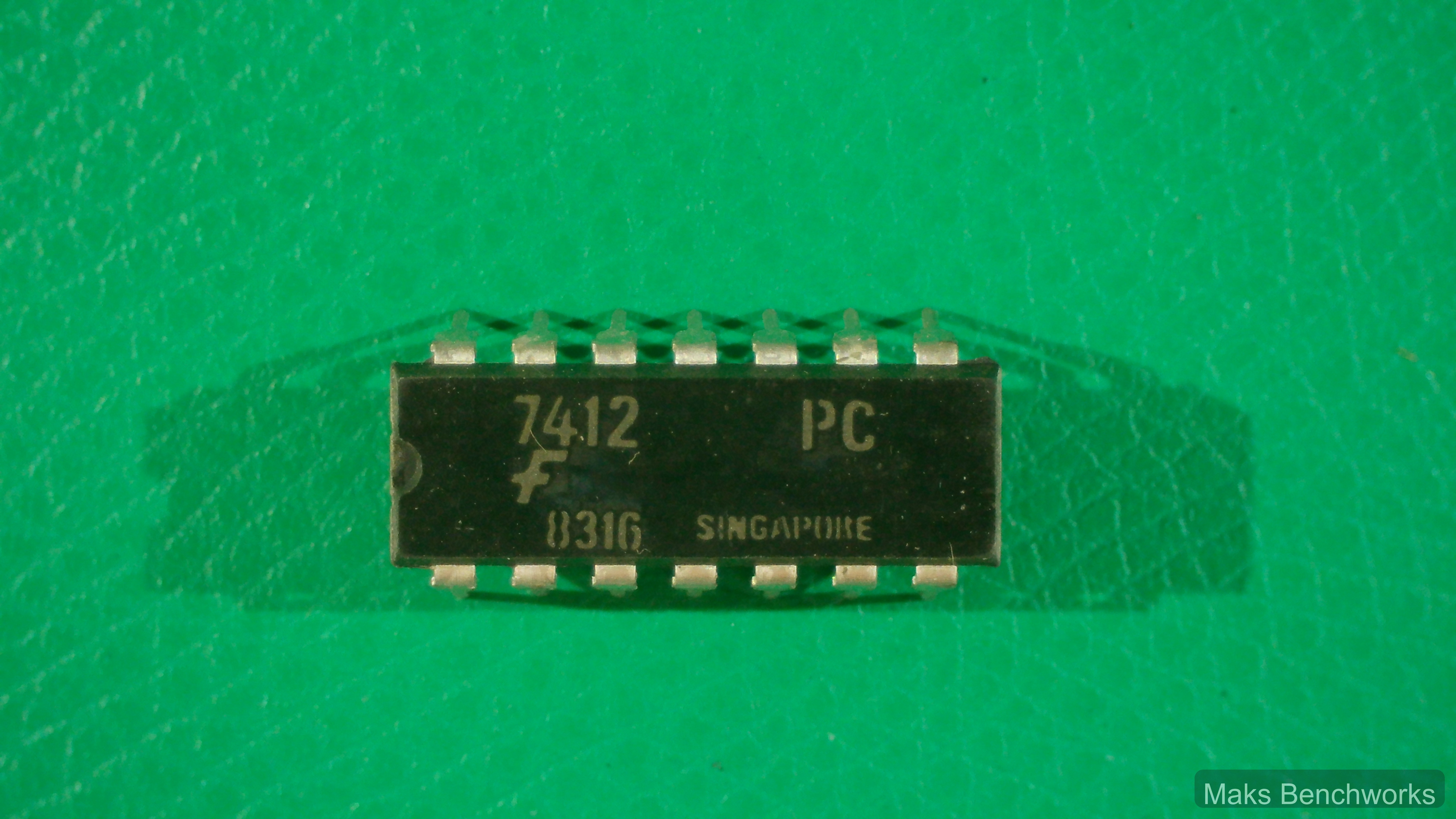 F7412 product image