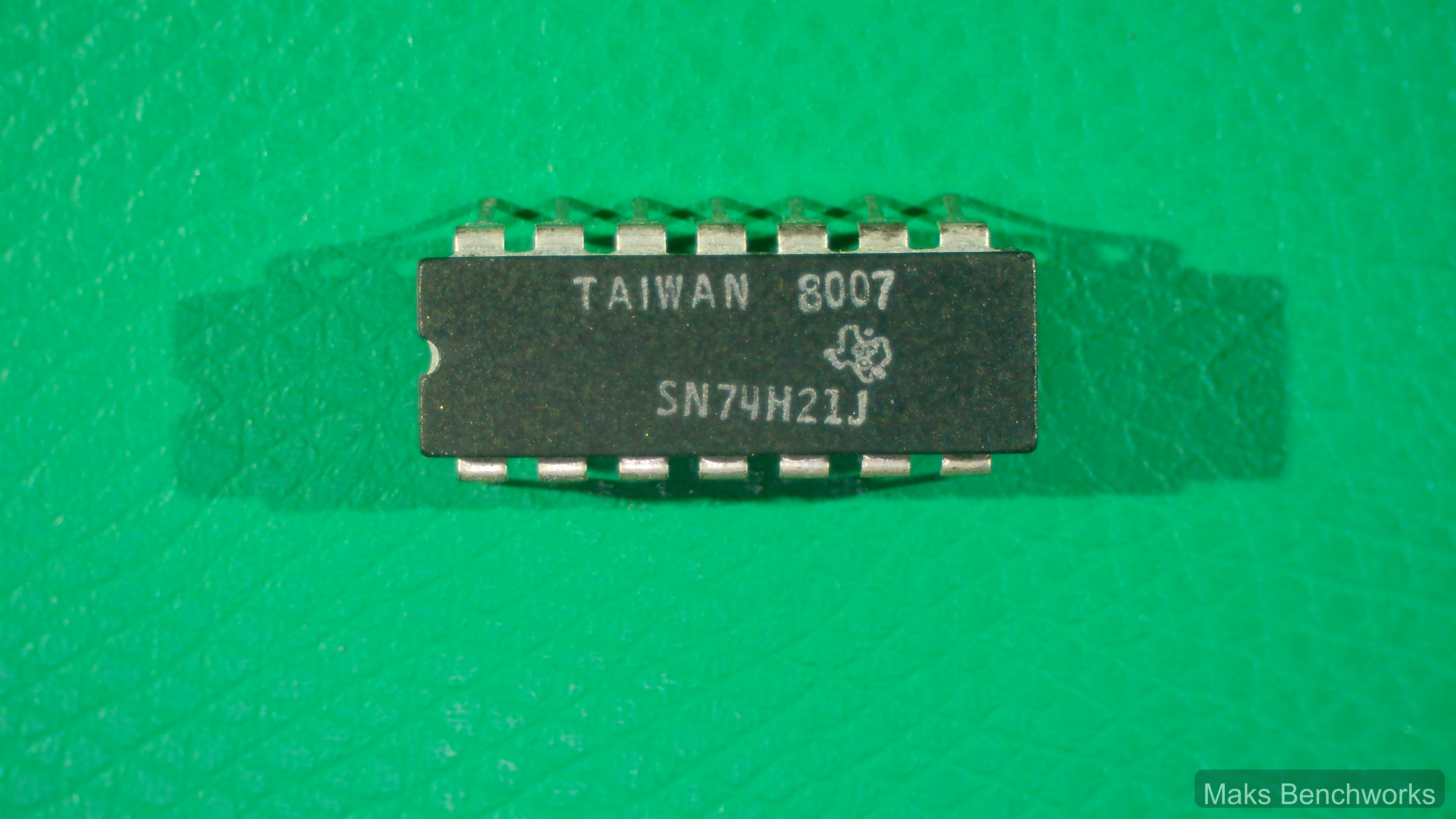 SN74H21
